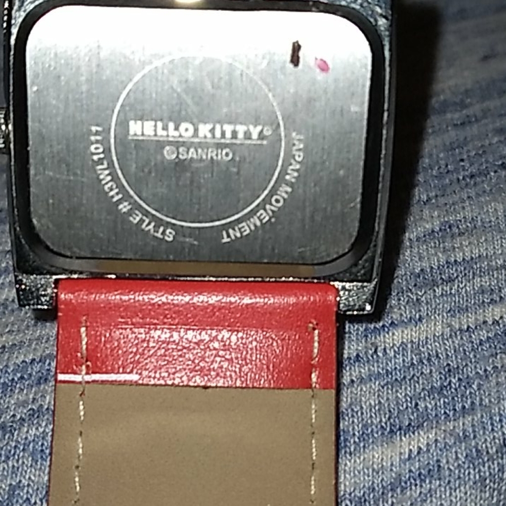 Hello Kitty Original Watch - Picture 2 of 4